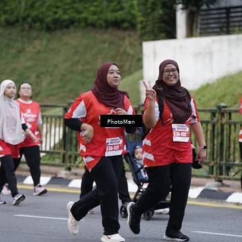 Runner Photo 8074336