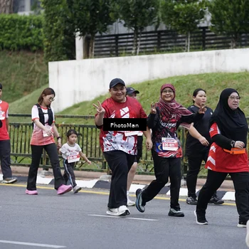 Runner Photo 8074358