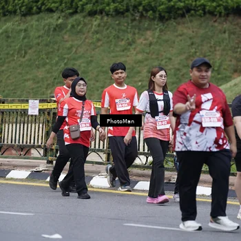 Runner Photo 8074395