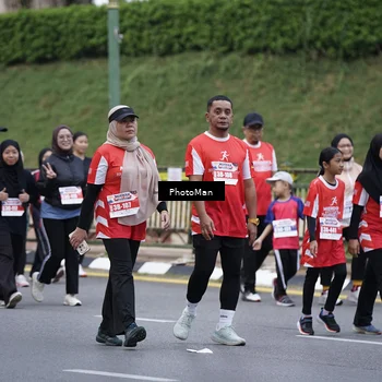 Runner Photo 8074402