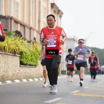 Runner Photo 8074434