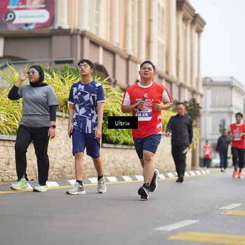 Runner Photo 8074456