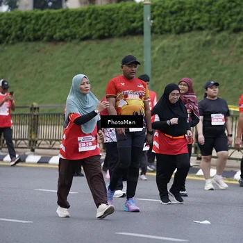 Runner Photo 8074461