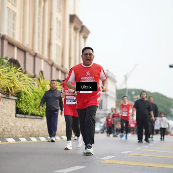 Runner Photo 8074482