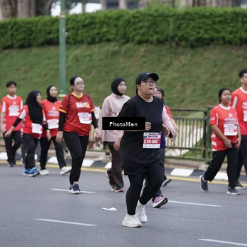 Runner Photo 8074501
