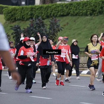 Runner Photo 8074543