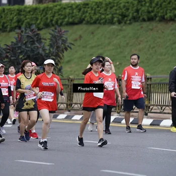 Runner Photo 8074559