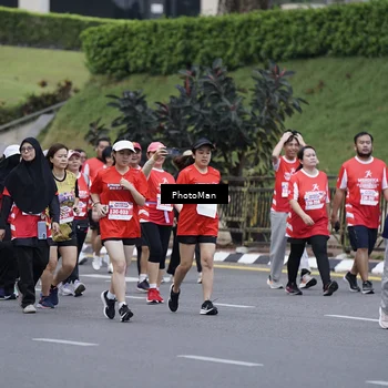 Runner Photo 8074584