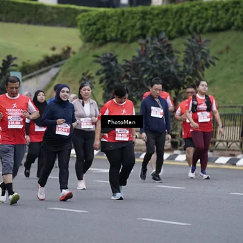Runner Photo 8074589