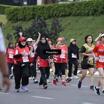 Runner Photo 8074606
