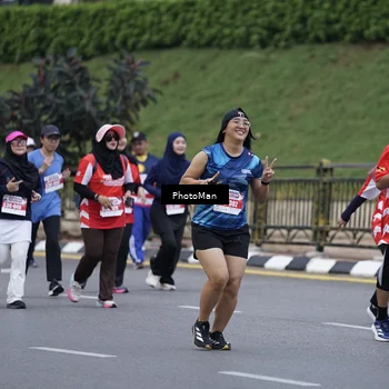 Runner Photo 8074640