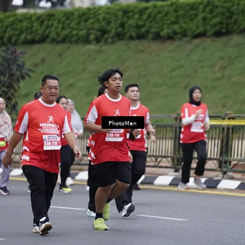 Runner Photo 8074647
