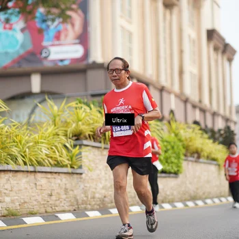 Runner Photo 8074659