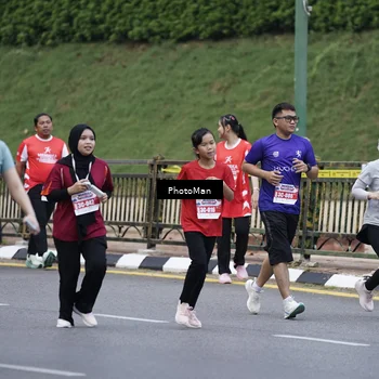 Runner Photo 8074667
