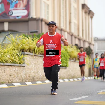 Runner Photo 8074681