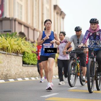 Runner Photo 8074692
