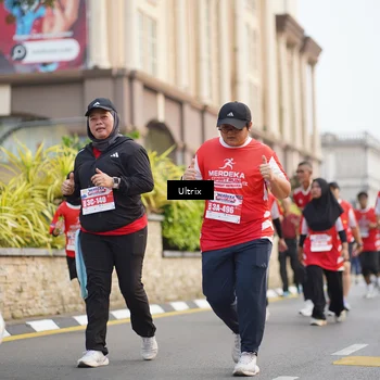Runner Photo 8074694