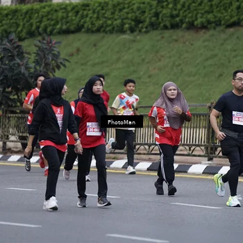 Runner Photo 8074699