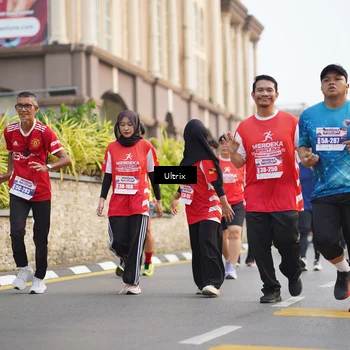 Runner Photo 8074704