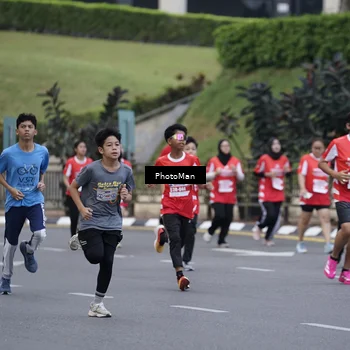 Runner Photo 8074739