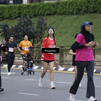 Runner Photo 8074745