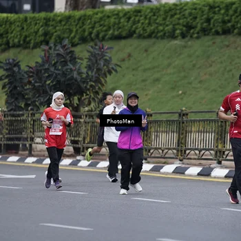 Runner Photo 8074783
