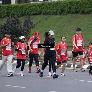 Runner Photo 8074808