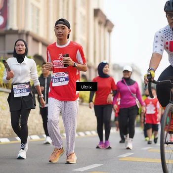 Runner Photo 8074812