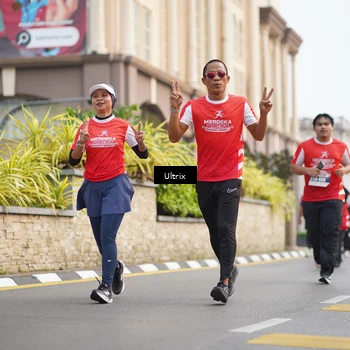 Runner Photo 8074896