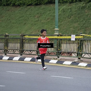 Runner Photo 8074900