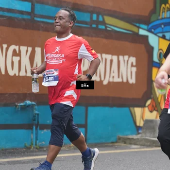 Runner Photo 8074907