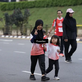 Runner Photo 8074934