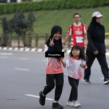 Runner Photo 8074935