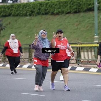 Runner Photo 8074979