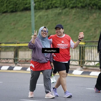 Runner Photo 8074983