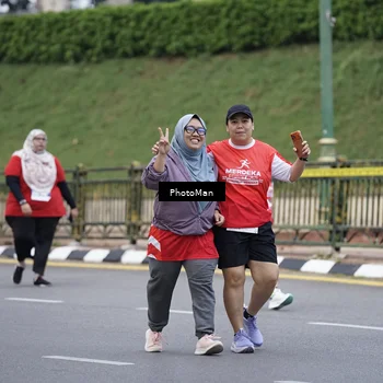 Runner Photo 8074996
