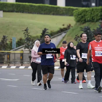 Runner Photo 8074998