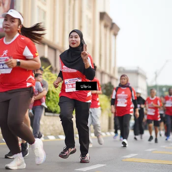 Runner Photo 8075003