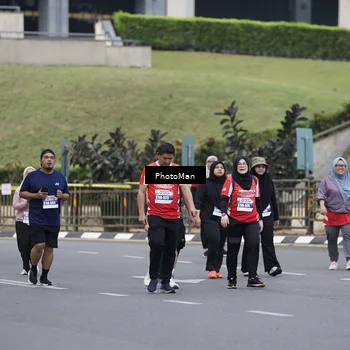 Runner Photo 8075018