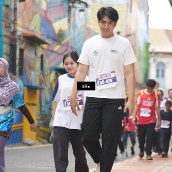 Runner Photo 8075028