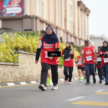 Runner Photo 8075040