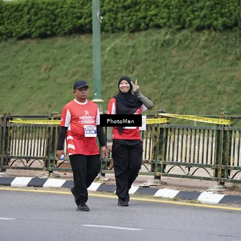 Runner Photo 8075069