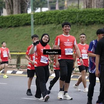 Runner Photo 8075090