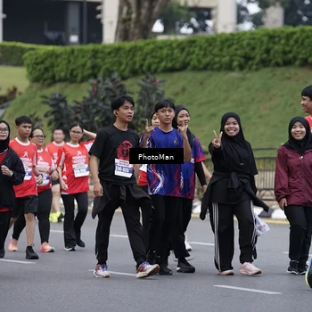 Runner Photo 8075113