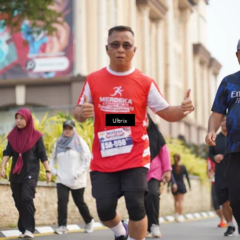 Runner Photo 8075119
