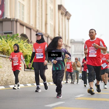 Runner Photo 8075133
