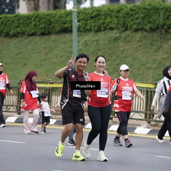 Runner Photo 8075149