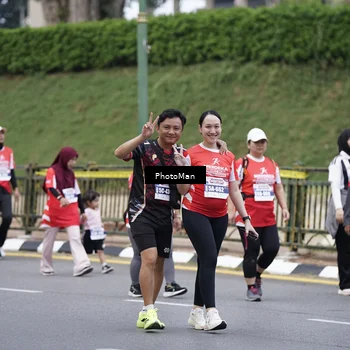 Runner Photo 8075166
