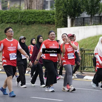 Runner Photo 8075210