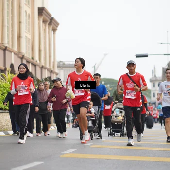 Runner Photo 8075244